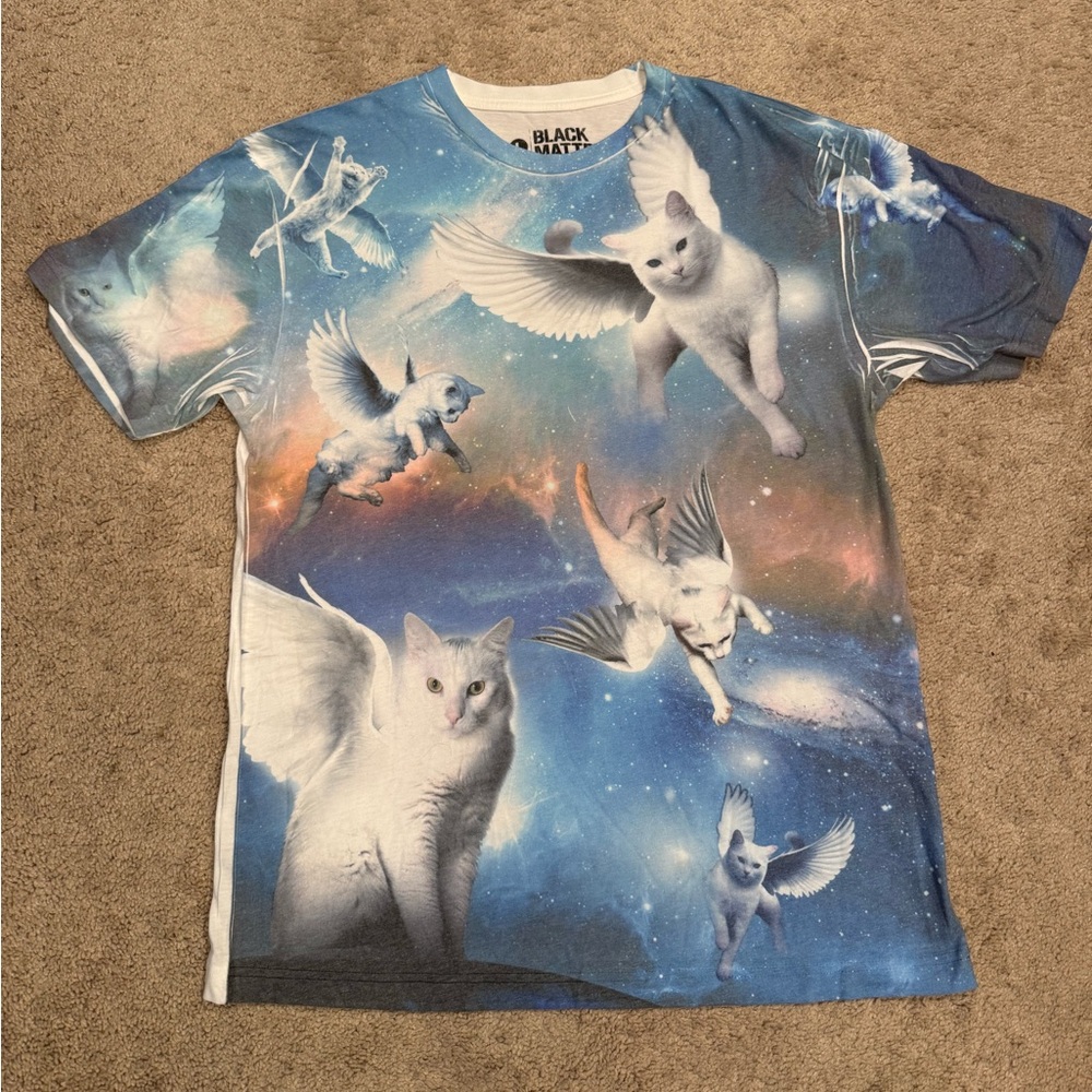 Hot Topic Angelic Cats T-Shirt